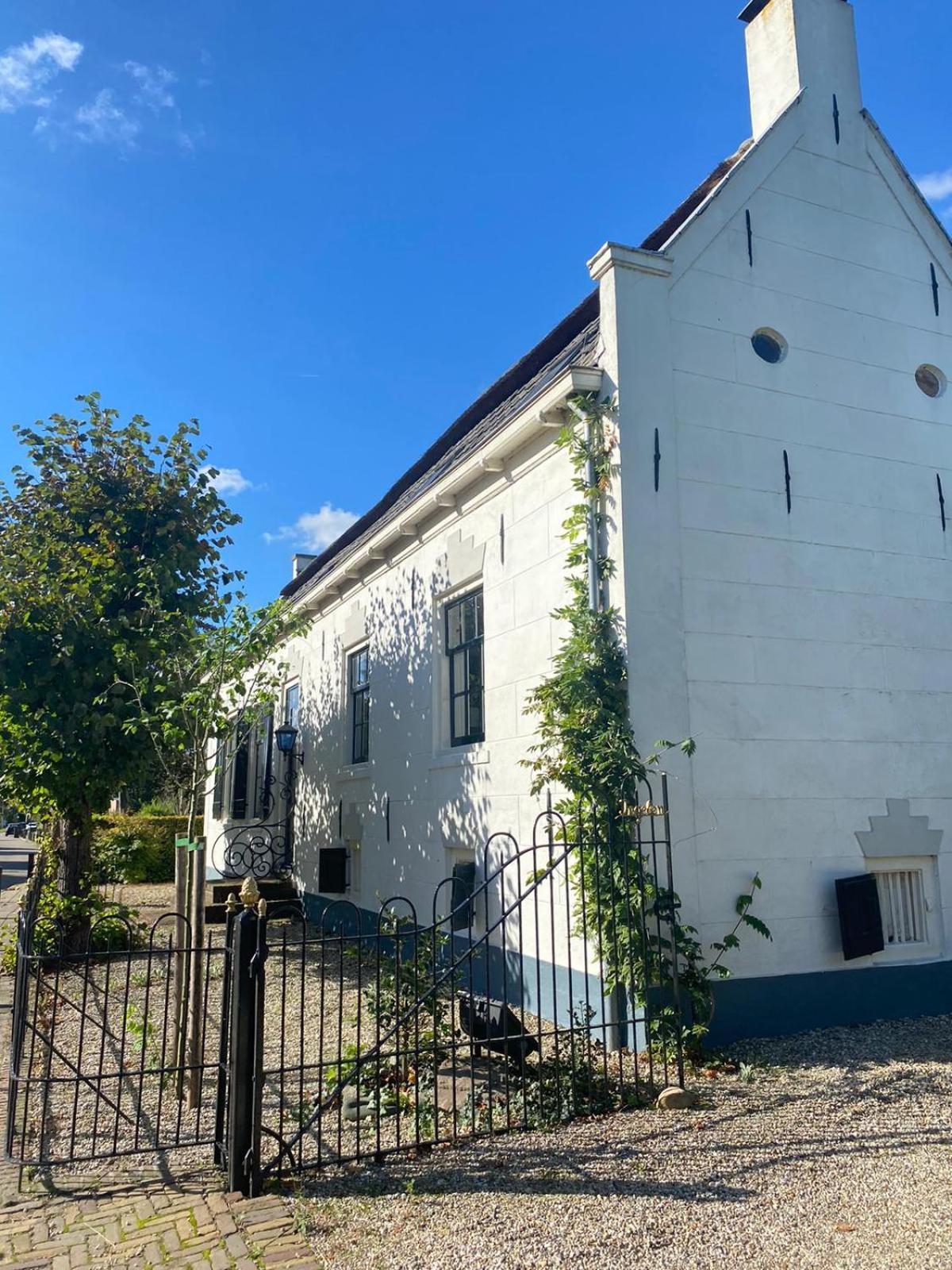 Beautiful Renovated Farmhouse Ankeveen 外观 照片