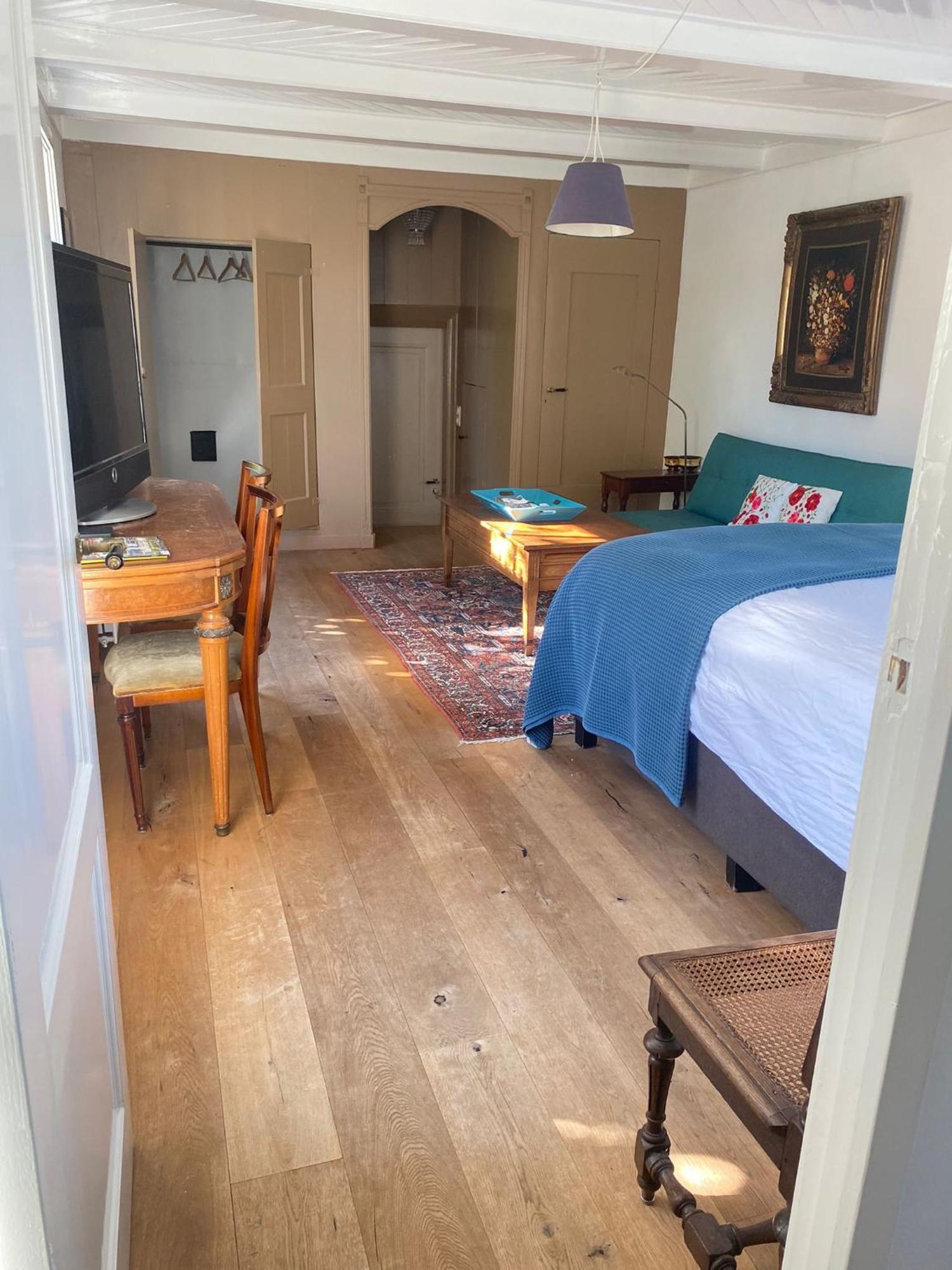 Beautiful Renovated Farmhouse Ankeveen 外观 照片