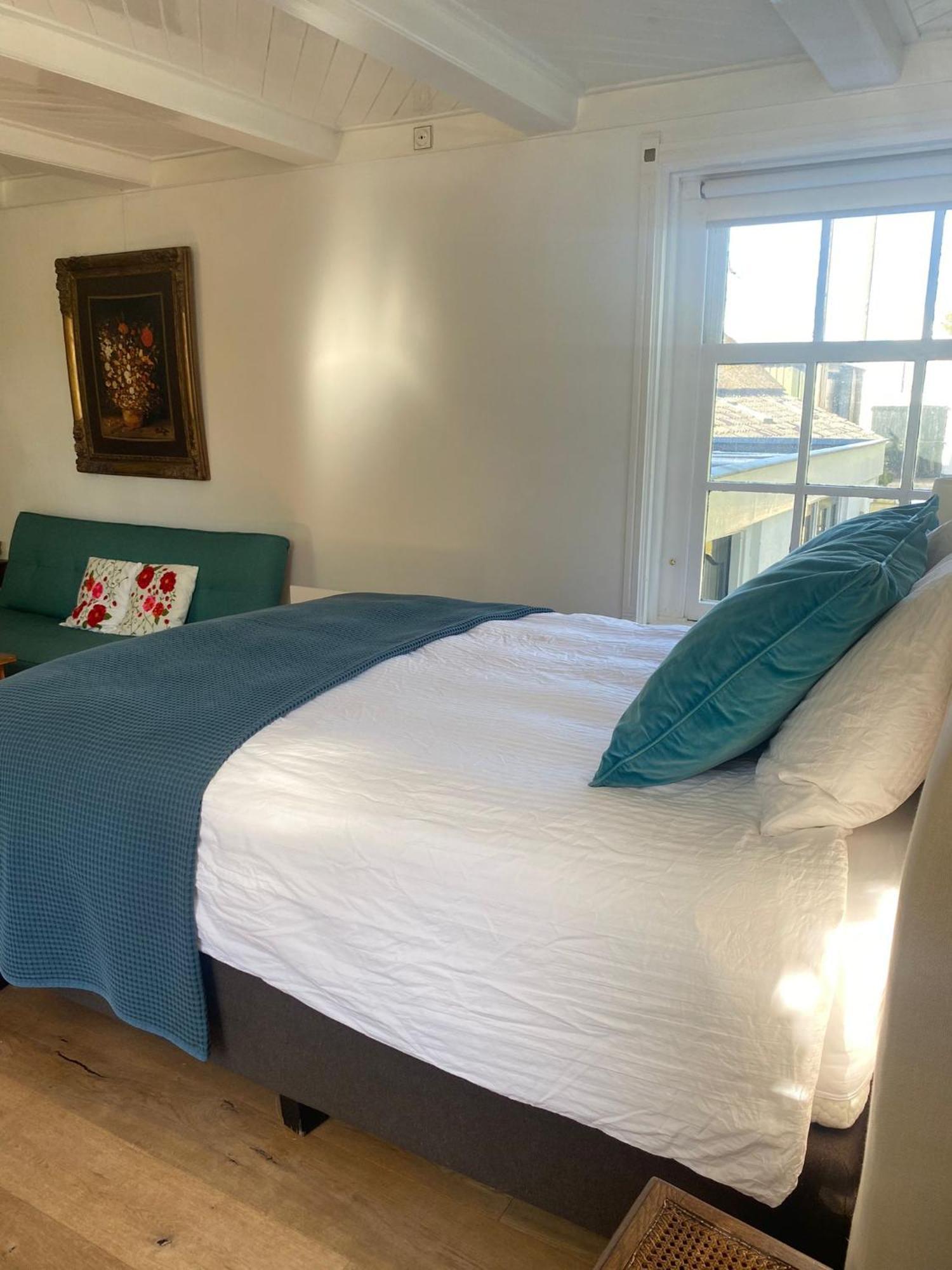Beautiful Renovated Farmhouse Ankeveen 外观 照片